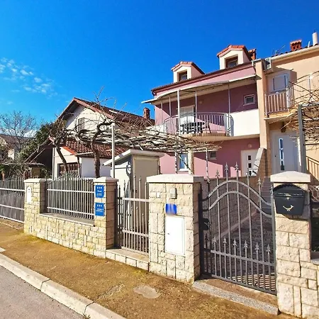 Fuer 2 Personen Ca 22 Qm In Fazana, Istrien Istrische Riviera Apartment Valbandon