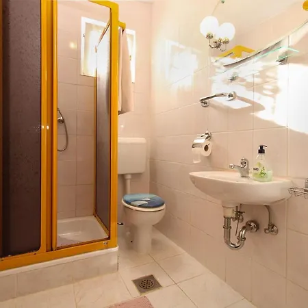 Apartment Fuer 2 Personen Ca 22 Qm In Fazana, Istrien Istrische Riviera