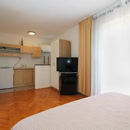 Fuer 2 Personen Ca 22 Qm In Fazana, Istrien Istrische Riviera Apartman *